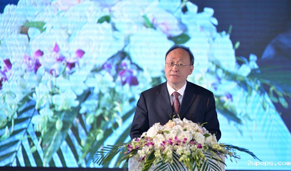 尹力.jpg 尹力.jpg