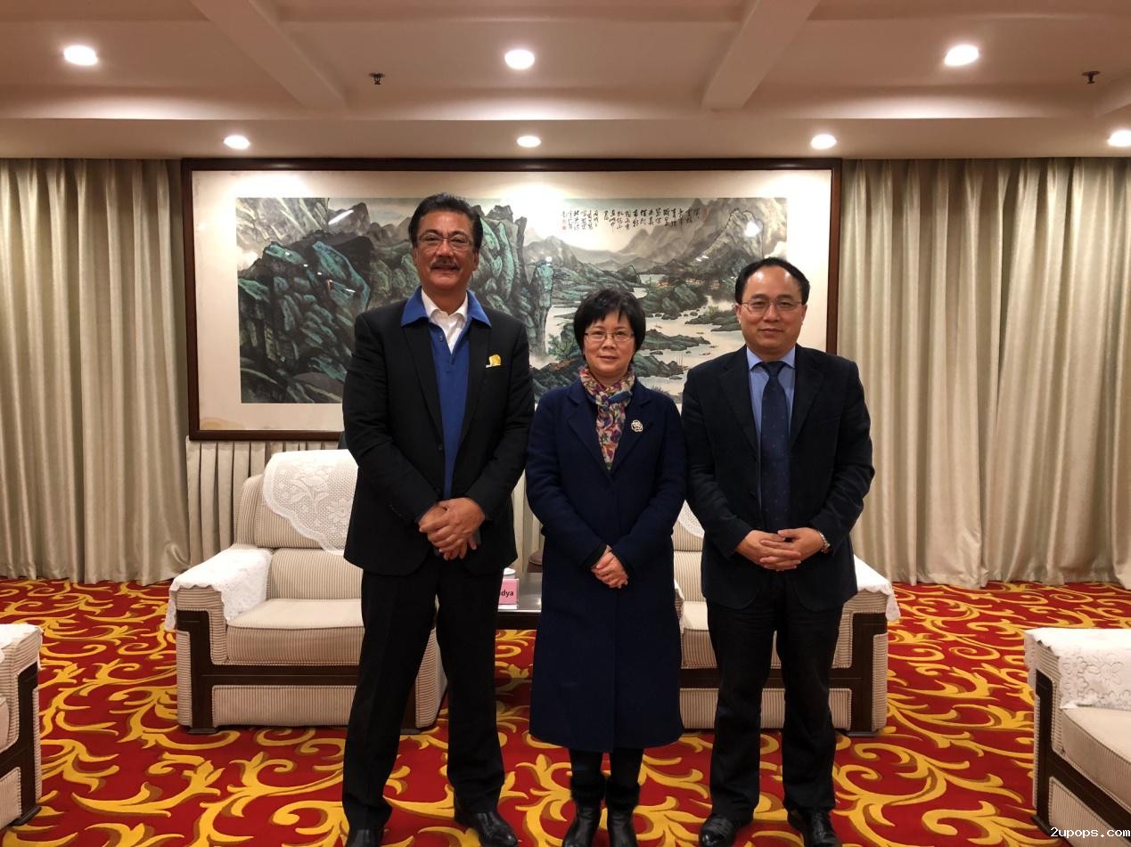 C:\Documents and Settings\Administrator.LENOVO-1BD8639F\桌面\图片1.jpg C:\Documents and Settings\Administrator.LENOVO-1BD8639F\桌面\图片1.jpg