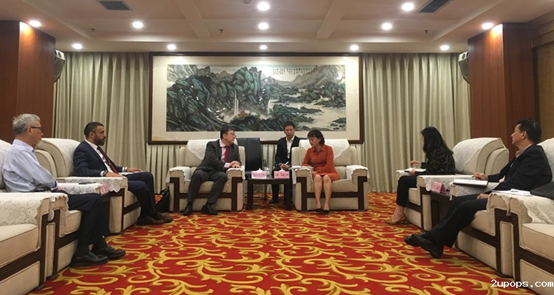 C:\Documents and Settings\Administrator\桌面\2019.9.16会见_旋转_副本.jpg